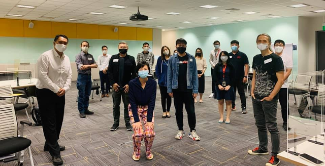 Laura and fellow representatives from various industries at a meeting organised in August 2021 by NTUC’s Freelancers and Self-Employed Unit. The meeting was convened to discuss changes to the Copyright Act.