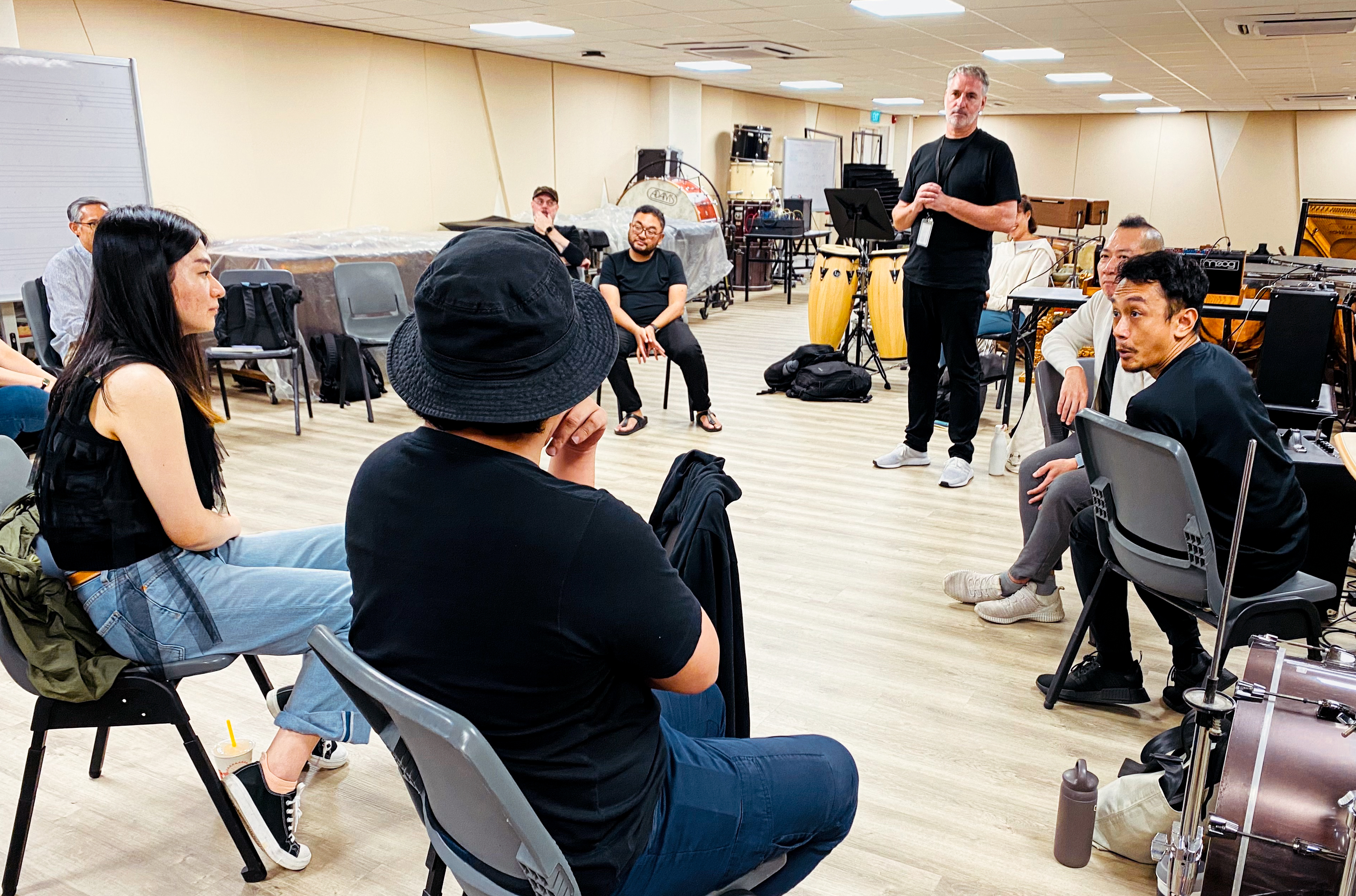 Dr Darren Moore works with LASALLE MA Arts Pedagogy and Practice students on synths and electronic music