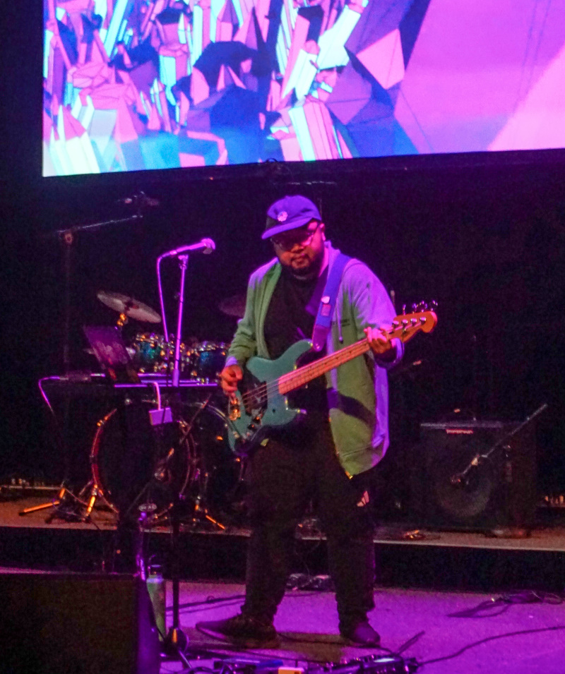 Whirring-at-RIF2020_2_800x955