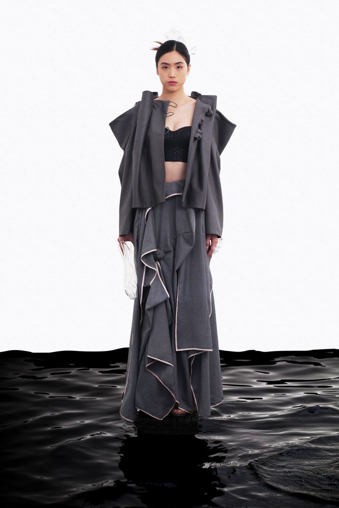 In between heaven and earth