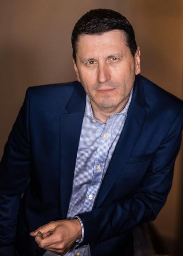 Fre-deric-Martel-Astrid-di-Crollalanza-4